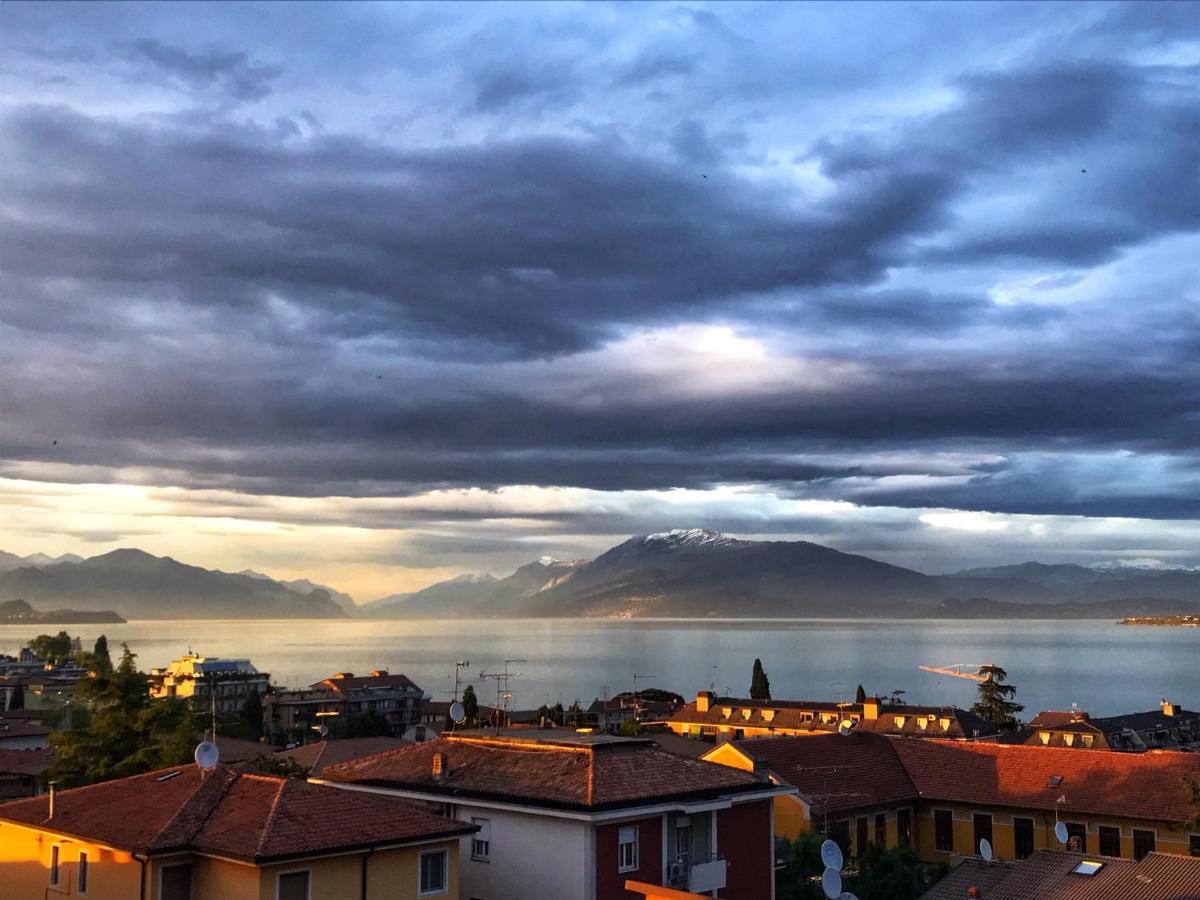 Casa Mariposa Lägenhet Desenzano del Garda Exteriör bild