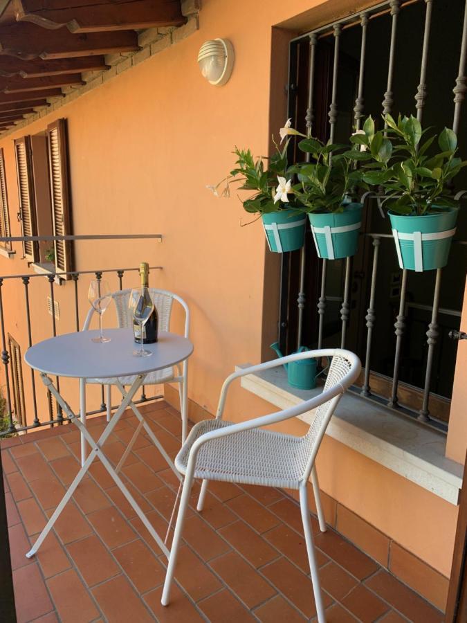 Casa Mariposa Lägenhet Desenzano del Garda Exteriör bild